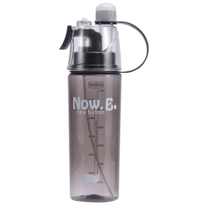 Garrafa de água esportiva em spray de plástico personalizado - 20 onças